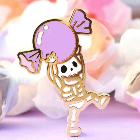 Jewelry - 3/$15 Cute Skeleton Candy Pin Brooch